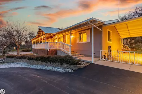 17899 Ruby Rd, Tuolumne, CA 95379