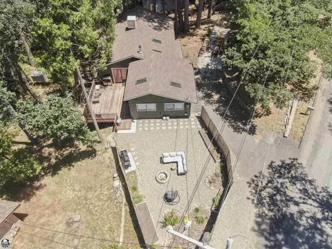 17710 Lucky Strike Trl, Sonora, CA 95370