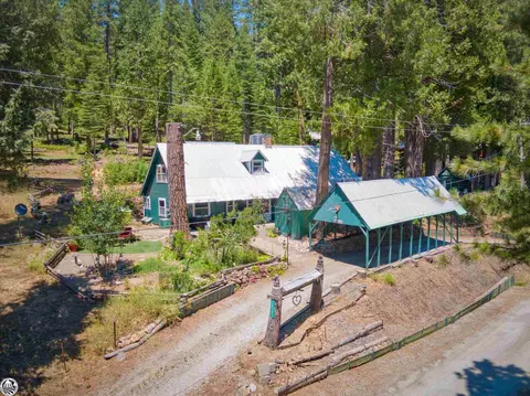 26243 Browns Meadow Rd, Long Barn, CA 95335