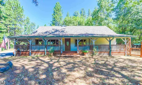 23510 Pack Trail Rd, Sonora, CA 95370