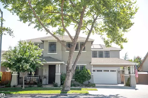 695 Jacob Way, Oakdale, CA 95361