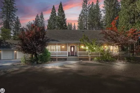 2127 Mitchell Dr, Arnold, CA 95223