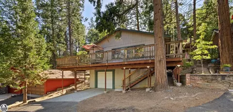 22930 Placer Dr, Twain Harte, CA 95383