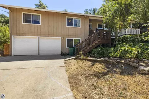 18899 North Dr, Jamestown, CA 95327