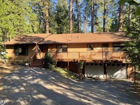 19551 Middle Camp Sugar Pne, Twain Harte, CA 95383