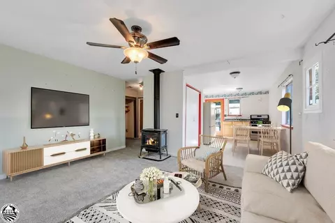 21857 Phoenix Lake Rd, Sonora, CA 95370
