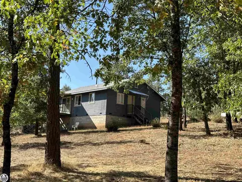 5822 Cuneo Rd, Coulterville, CA 95311