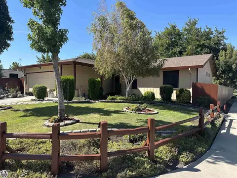 802 California Ave, Dos Palos, CA 93620