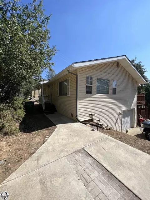15420 Paseo De Los Robles, Sonora, CA 95370