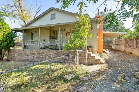 18515 Oak St, Tuolumne, CA 95379