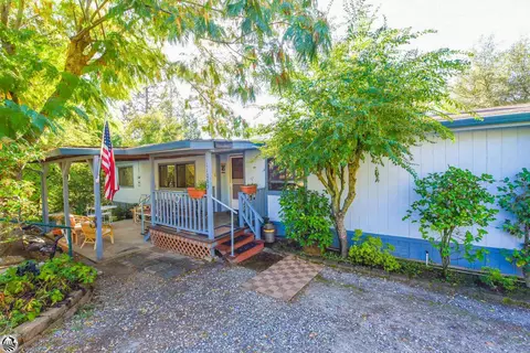 11085 Green St, Columbia, CA 95310