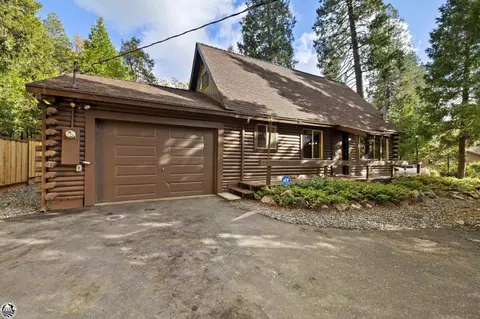 22785 Confidence Rd, Twain Harte, CA 95383