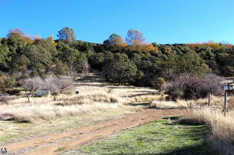 18701 Omega Mine Rd, Jamestown, CA 95327