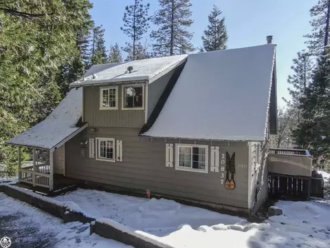 20837 Haiapo Rd, Mi Wuk Village, CA 95346