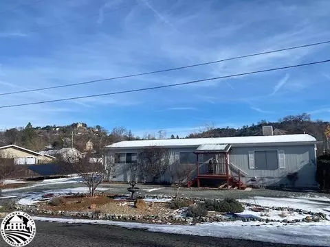 20583 Adams Ct, Soulsbyville, CA 95372