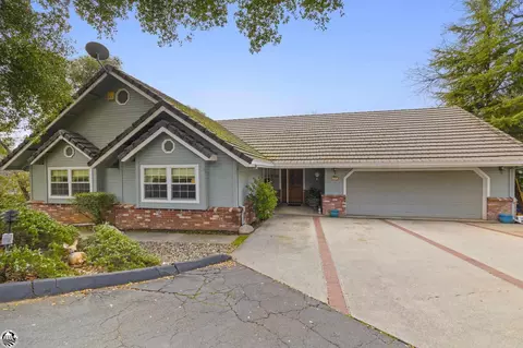 84 Roble Rd, Sonora, CA 95370