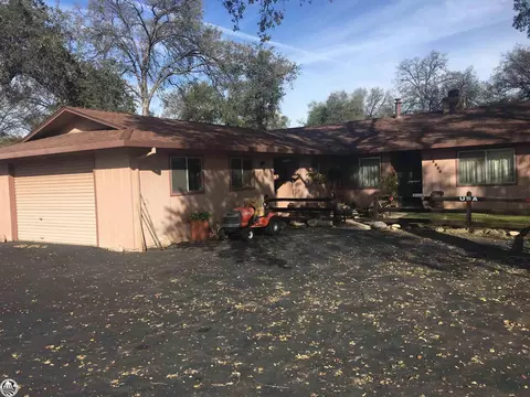 18600 Lambert Lake Rd, Sonora, CA 95370