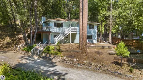 17880 Robin Rd, Twain Harte, CA 95383