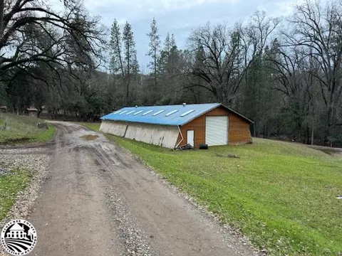9242 Hidden Valley Rd, Mountain Ranch, CA 95246