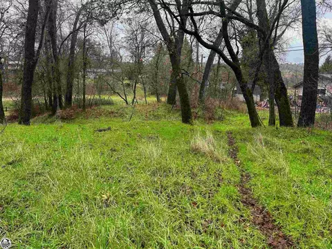 15480 S Camino Del Parque, Sonora, CA 95370