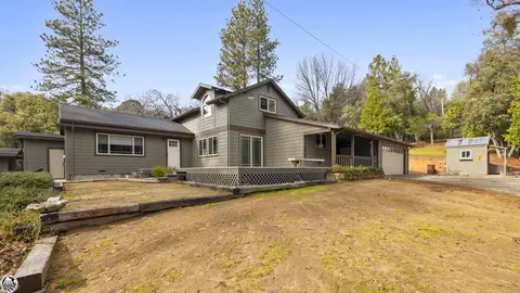 16746 Fawn Hill Ln, Sonora, CA 95370