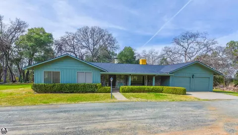 18015 Aarondale Rd, Sonora, CA 95370