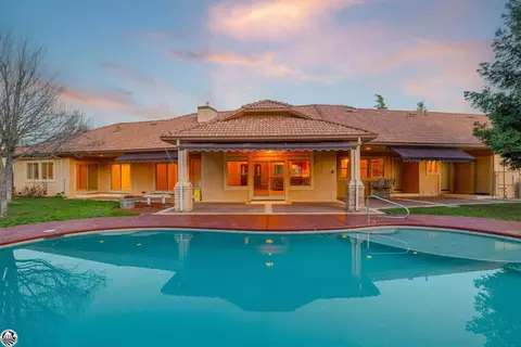 22348 Bennett Rd, Sonora, CA 95370