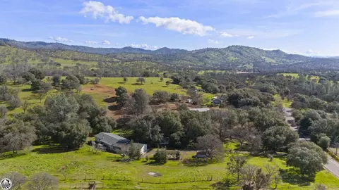 2918 Squaw Dr, Copperopolis, CA 95228