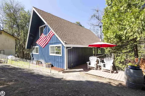 17215 Nile River Dr, Sonora, CA 95370