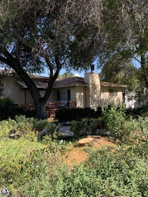 17537 Fernwood Dr, Jamestown, CA 95327