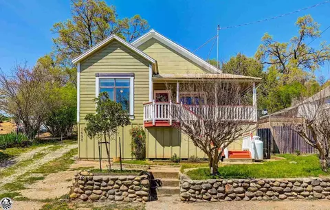 1498 Finnegan Ln, Angels Camp, CA 95222