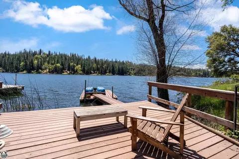 20498 Rock Canyon Way, Groveland, CA 95321