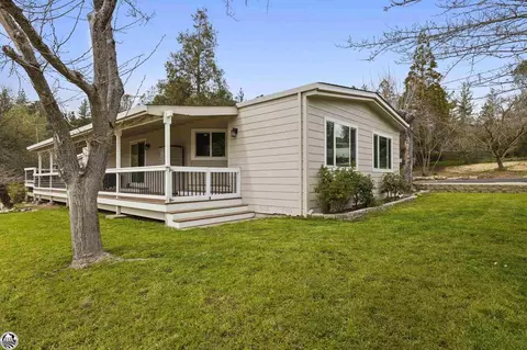 11090 Big Oak Rd, Big Oak Flat, CA 95305