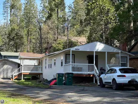18694 Mother Lode Dr, Twain Harte, CA 95383