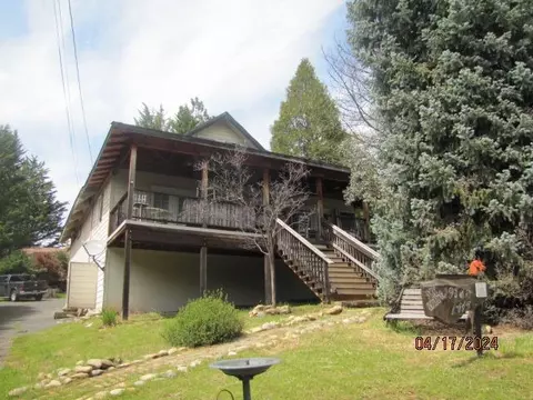 19760 Pleasantview Dr, Groveland, CA 95321