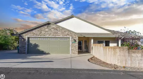 20370 Starr King Dr, Soulsbyville, CA 95372