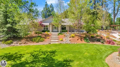 16256 Crestridge Ave, Sonora, CA 95370