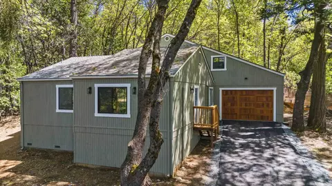 24159 Awahanee Rd, Sonora, CA 95370