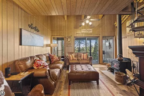33840 Upper Leland Rd #C, Pinecrest, CA 95364