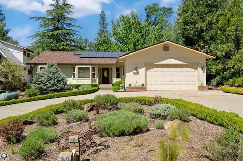 19350 Reid Cir, Groveland, CA 95321