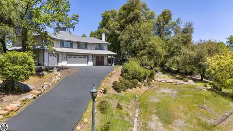 14877 Curtis Cir, Sonora, CA 95370