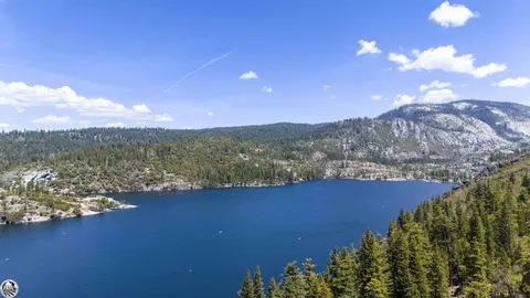 351 Lakeshore, Pinecrest, CA 95364