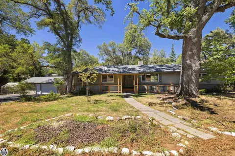 16300 Via Este Rd, Sonora, CA 95370