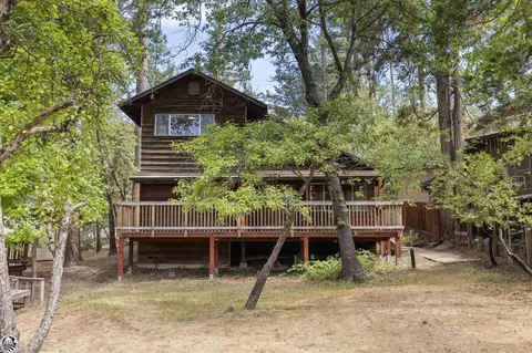 18674 Columbia Dr, Twain Harte, CA 95383