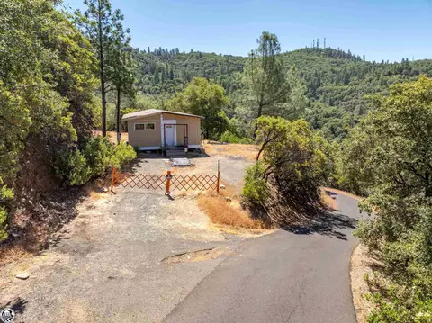 13298 Lower Shale Rock Rd, Columbia, CA 95310