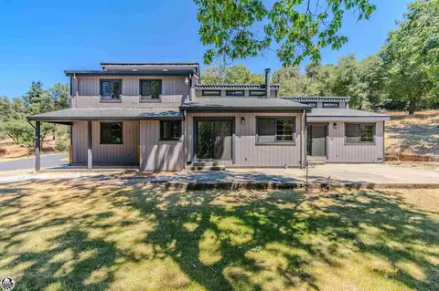 22357 Yerba Santa Rd, Sonora, CA 95370