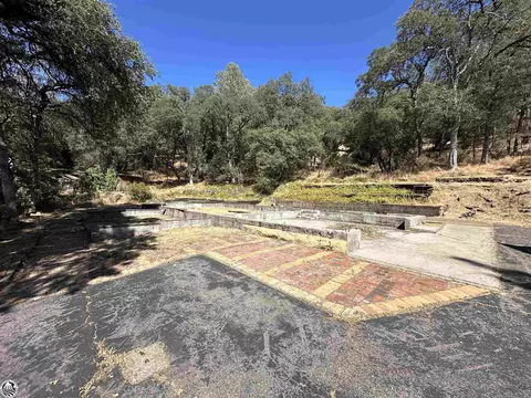 20341 Midland Dr, Sonora, CA 95370