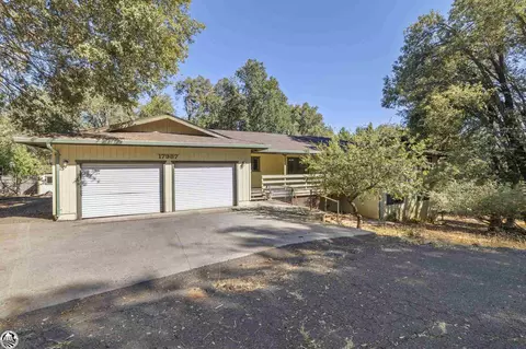 17987 Kinglet Ct, Twain Harte, CA 95383