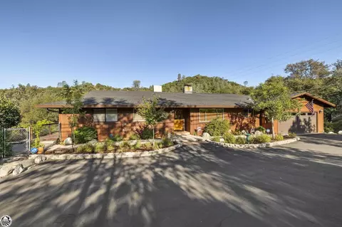 11848 Campo Seco Rd, Sonora, CA 95370