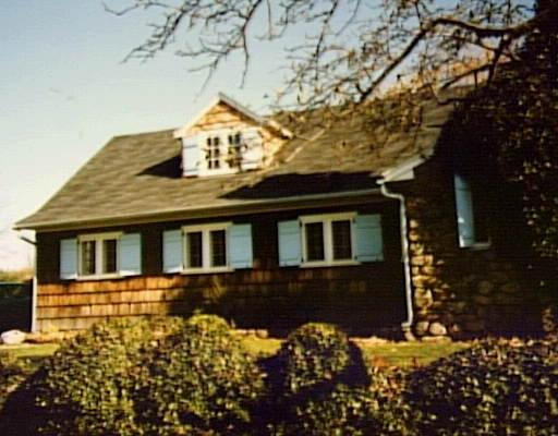 13 Way Rd, Gloucester, MA 01930 photo 1